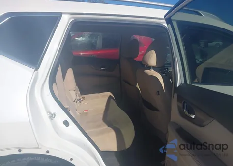 2016 Nissan Rogue Sv z USA, uszkodzony, nr VIN KNMAT2MV2GP611498